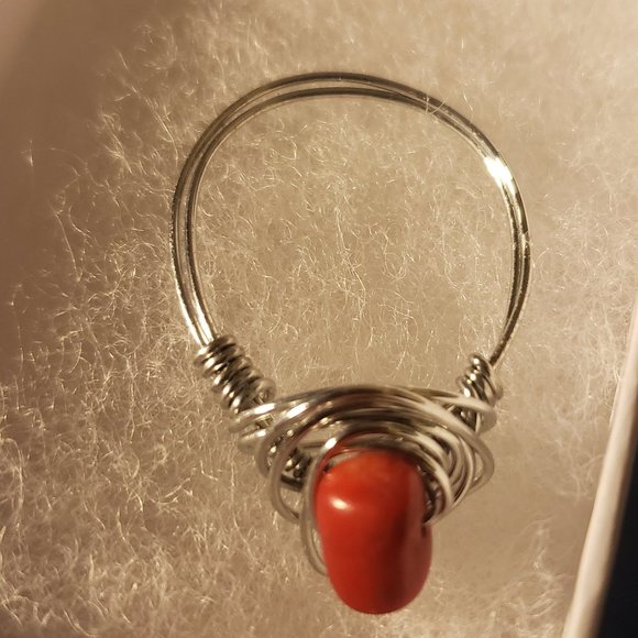 Handmade red centered ring - Picture 4 of 4